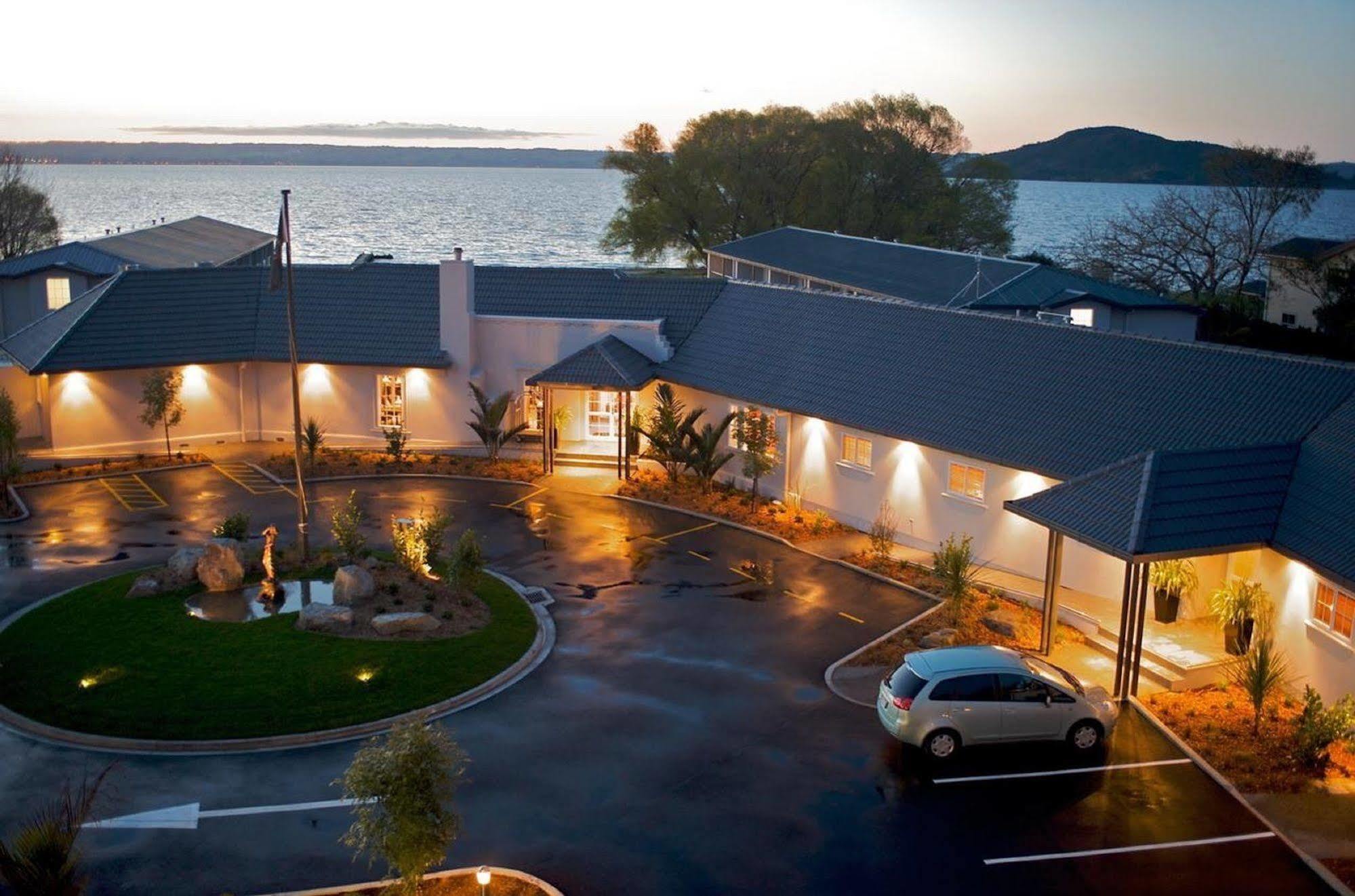Wai Ora Lakeside Spa Resort Роторуа Екстер'єр фото